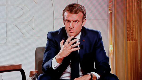 Emmanuel Macron lors d'un entretien à TF1, le 15 décembre 2021 - Sputnik Afrique