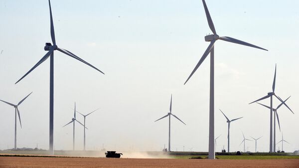 Éoliennes près de Louville-La-Chenard, 21 juillet 2020. - Sputnik Afrique