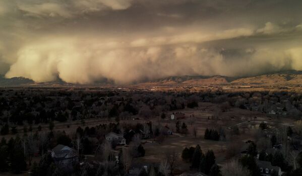 Nuage de poussière géant dans le Colorado, États-Unis. - Sputnik Afrique