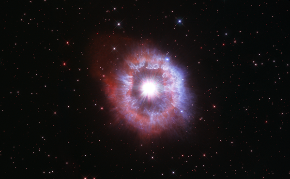 L’étoile géante AG Carinae, dans la constellation de la Carène, est l’une des étoiles les plus brillantes de la Voie lactée. Cette image a été prise pour marquer le 31e anniversaire du lancement du télescope spatial Hubble, le 24 avril 1990. - Sputnik Afrique