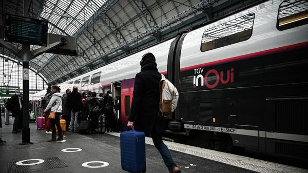 Un TGV à Bordeaux, le 25 novembre 2021 - Sputnik Afrique