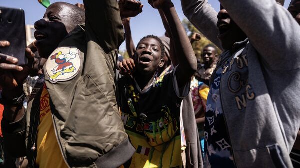 Soutiens de l'armée lors du coup d'Etat au Burkina Faso, le 24 janvier 2022, Ouagadougou - Sputnik Afrique