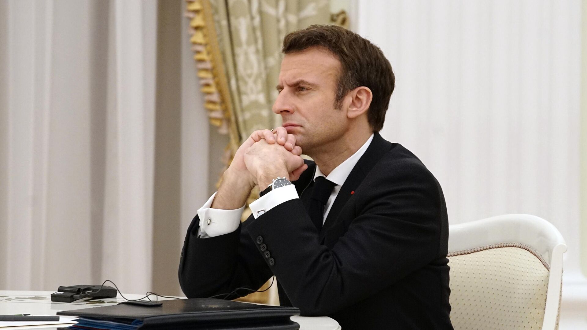 Emmanuel Macron lors de son entretien avec Vladimir Poutine à Moscou, le 7 février 2022 - Sputnik Afrique, 1920, 21.02.2022