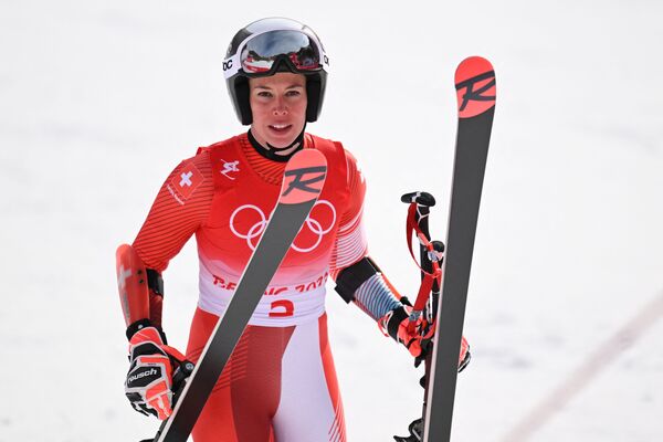 La Suisse Michelle Gisin, médaillée de bronze du super G aux Jeux olympiques de 2022. - Sputnik Afrique