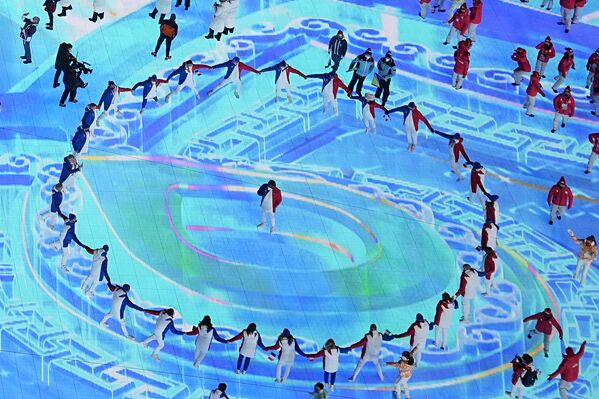 Athlètes lors de la cérémonie de clôture des XXIVe Jeux olympiques d’hiver à Pékin. - Sputnik Afrique