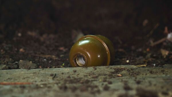 Une grenade laissée par l'armée ukrainienne  sur l'une de ses positions - Sputnik Afrique