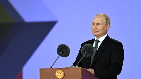 Vladimir Poutine à l'ouverture du Forum militaire et technique international Armée 2022, le 15 août 2022 - Sputnik Afrique