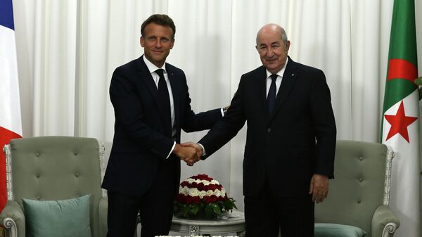 Les Présidents français Emmanuel Macron et algérien Abdelmadjid Tebboune - Sputnik Afrique