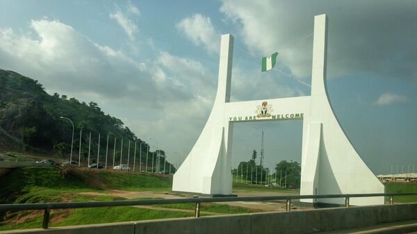 Porte de la ville d'Abuja - Sputnik Afrique