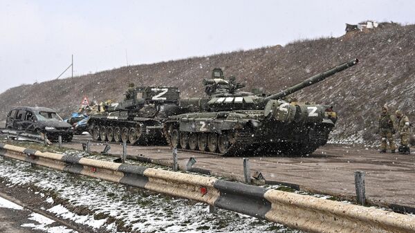 Convoi d'équipements militaires russes près de Kherson (archive photo) - Sputnik Afrique