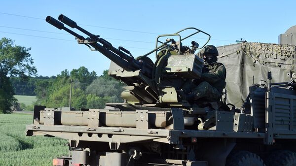 Des militaires russes lors de l'opération militaire spéciale en Ukraine, le lieu non précisé - Sputnik Afrique