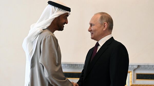 Le président des Émirats arabes unis en Russie pour rencontrer Poutine  - Sputnik Afrique