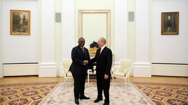La rencontre entre Vladimir Poutine et Umaro Sissoco Embalo à Moscou, le 25 octobre 2022 - Sputnik Afrique