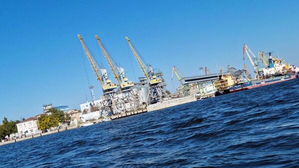 la vue du port de Kherson la vue du port de Kherson - Sputnik Afrique