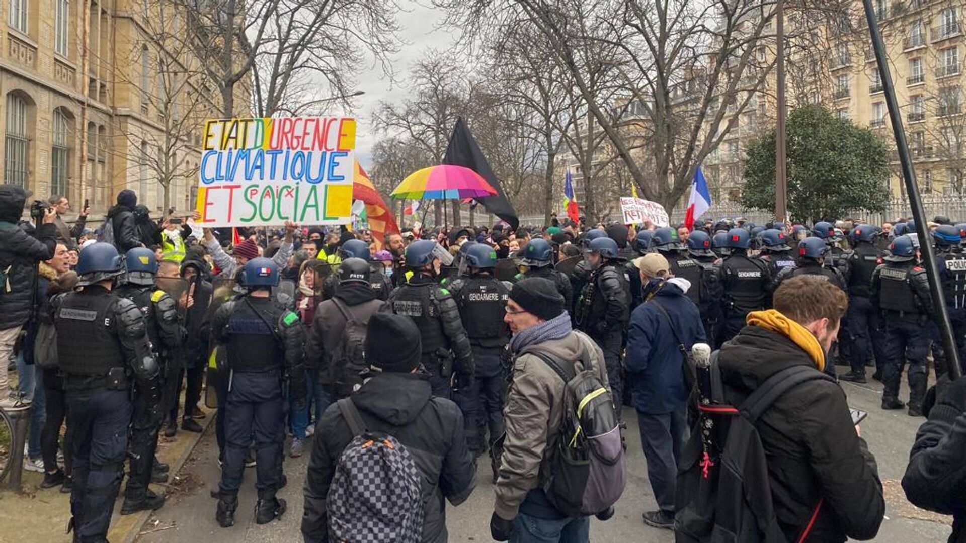 Manifestation des Gilets Jaunes à Paris, le 7 janvier 2023 - Sputnik Afrique, 1920, 07.01.2023