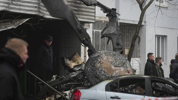 Un hélicoptère des forces armées ukrainiennes s’est écrasé près d’un jardin d’enfants dans la région de Kiev, à Brovary - Sputnik Afrique