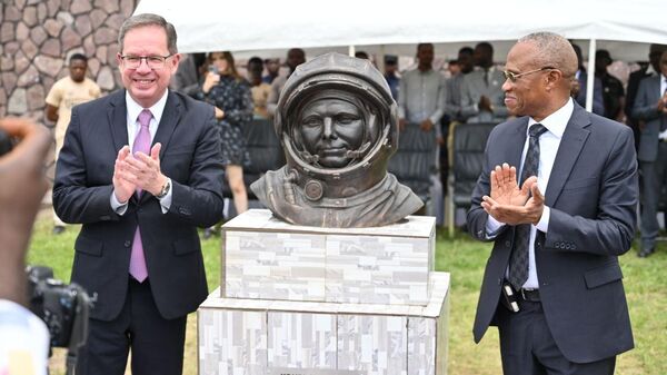 Le buste de Gagarin est  inauguré aujourd'hui sur le campus de l’Université de Kinshasa.  - Sputnik Afrique
