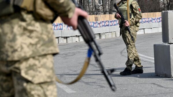 Des soldats ukrainiens à Kiev, le 28 mars 2022 - Sputnik Afrique