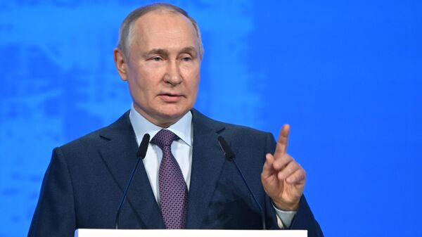Vladimir Poutine au congrès de l'Union russe des industriels et des entrepreneurs - Sputnik Afrique