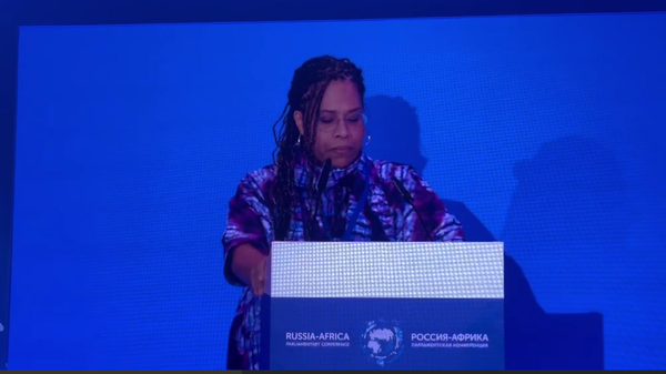 Nathalie Yamb à la conférence parlementaire Russie-Afrique à Moscou, le 19 mars 2023 - Sputnik Afrique
