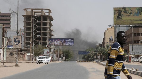Smoke is seen rising from a neighborhood in Khartoum, Sudan, Saturday, April 15, 2023 - Sputnik Africa