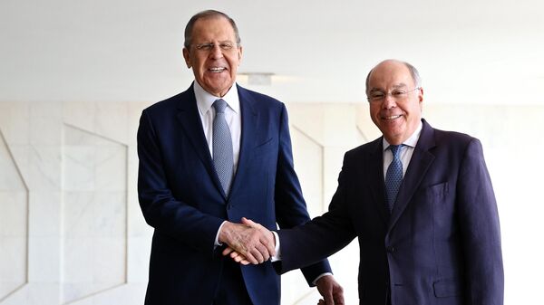 Russian Foreign Minister Sergey Lavrov and his Brazilian counterpart Mauro Vieira  - Sputnik Africa