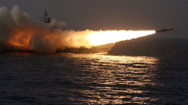A Moskit supersonic anti-ship missile is launched from a missile boat - Sputnik Africa