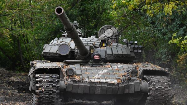 Un char T-72B3 - Sputnik Afrique