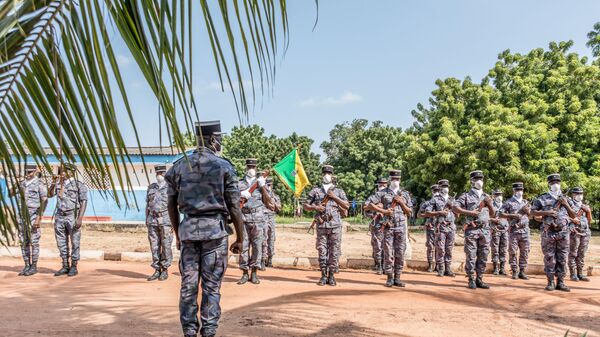 Members of the Togo Gendarmerie are seen on October 20, 2022 before an anti-terrorism exercise at the Peacekeeping Operations Training Center (CEOMP). - Sputnik Africa