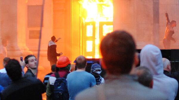 Incendie dans la Maison des Syndicats à Odessa, 2 mai 2014 - Sputnik Afrique