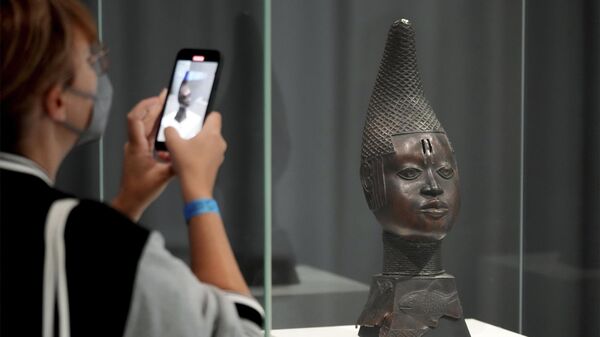Benin Bronzes, that were stolen from Africa during colonial times, are displayed in Berlin, Germany, Thursday, Sept. 15, 2022. - Sputnik Africa