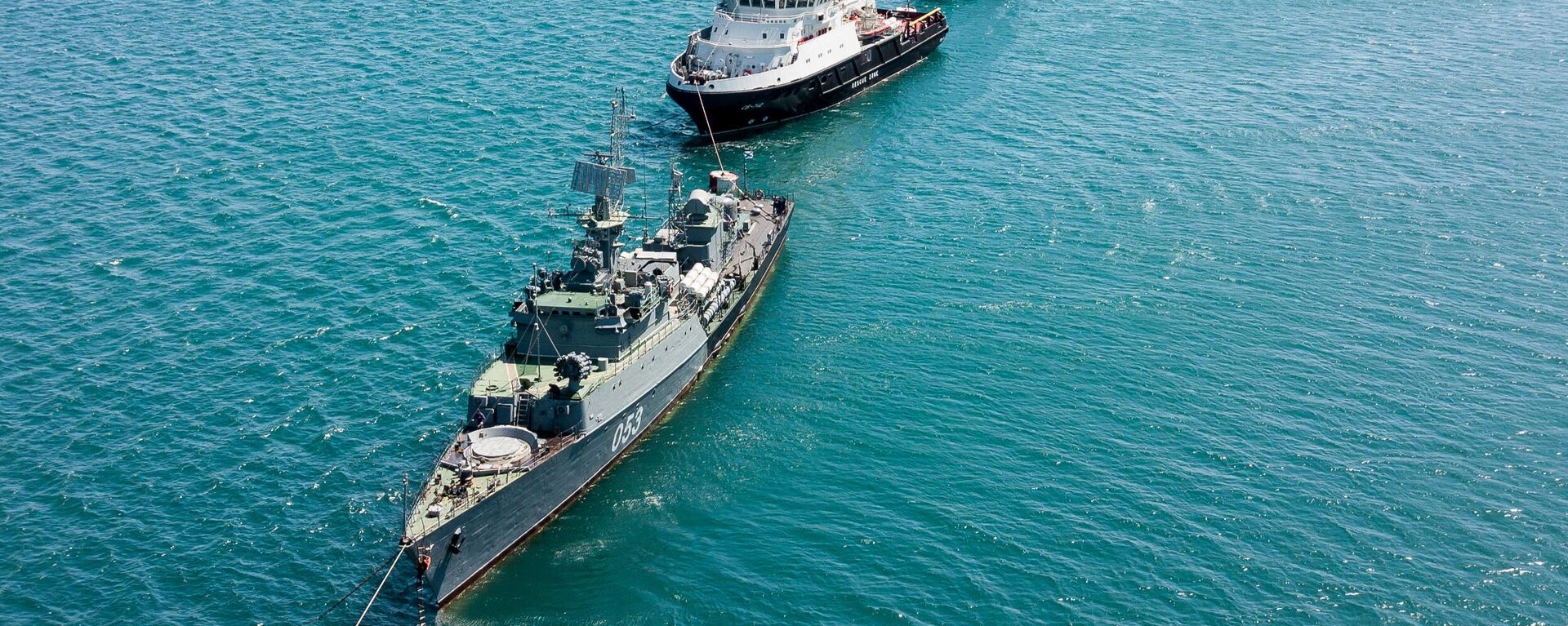 Ships of the Black Sea Fleet of the Russian Navy sail during a rehearsal of the naval parade marking the Russian Navy Day in Novorossiysk, Russia, on July 24, 2020. - Sputnik Africa, 1920, 02.11.2024