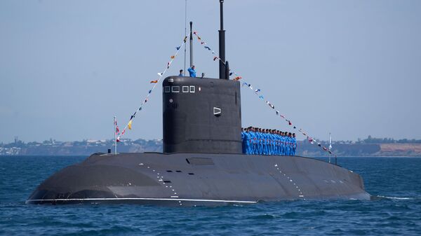 Servicemen of Russian Black Sea Fleet stand in formation on board the Rostov-on-Don diesel-electric submarine during a review of warships before seasonal naval drills in the port of Sevastopol, Crimea, Russia, on June 1, 2020. - Sputnik Africa