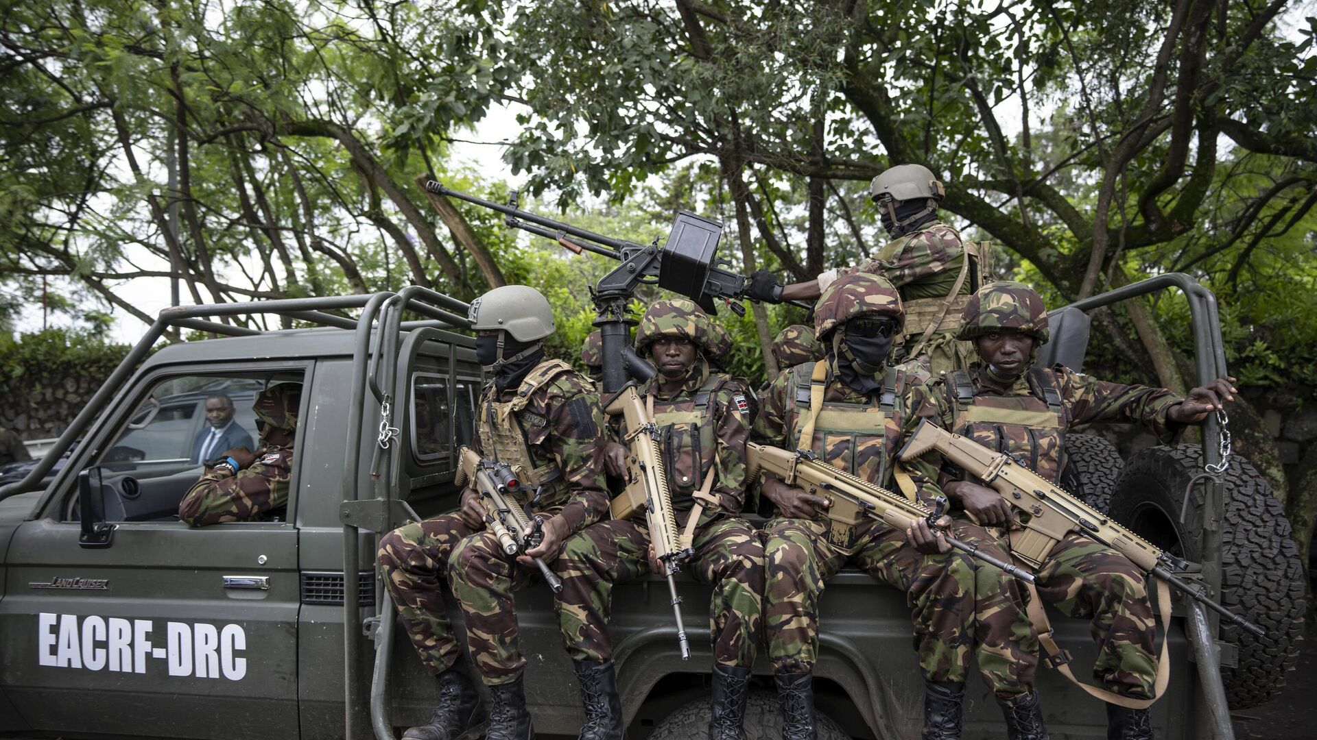Members of the Kenya Defence Forces (KDF) deployed as part of the East African Community Regional Force (EACRF) ride in a vehicle in Goma, in eastern Congo Wednesday, Nov. 16, 2022 - Sputnik Africa, 1920, 11.10.2023