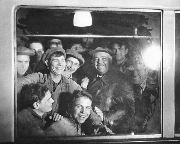Builders on the Moscow Metro became its first passengers in 1935. - Sputnik Africa