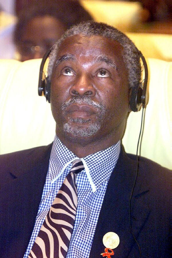 Le Président sud-africain Thabo Mbeki assiste à l&#x27;ouverture de la session extraordinaire de l&#x27;OUA le 8 septembre 1999 dans la ville de Syrte, près de Tripoli. - Sputnik Afrique