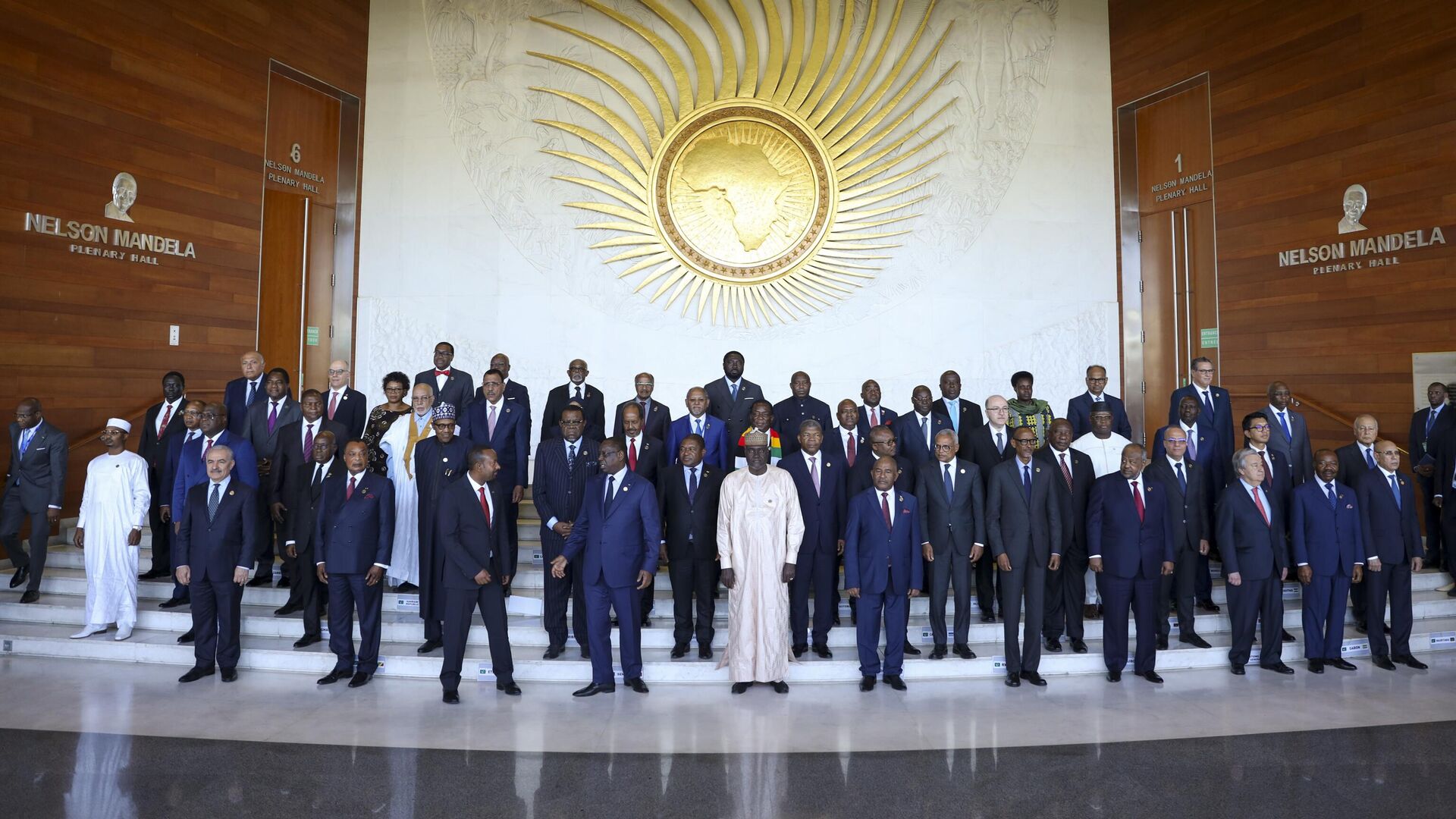 Leaders gather for a group photo at the African Union Summit in Addis Ababa, Ethiopia, Saturday, Feb. 18, 2023 - Sputnik Africa, 1920, 26.05.2023