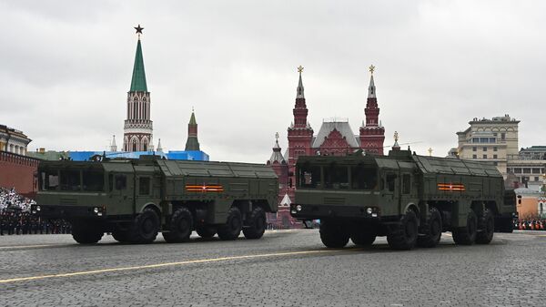 Iskander-M tactical missile systems belonging to the 12th Guards Rocket Brigade at 9 May parade on Red Square - Sputnik Africa