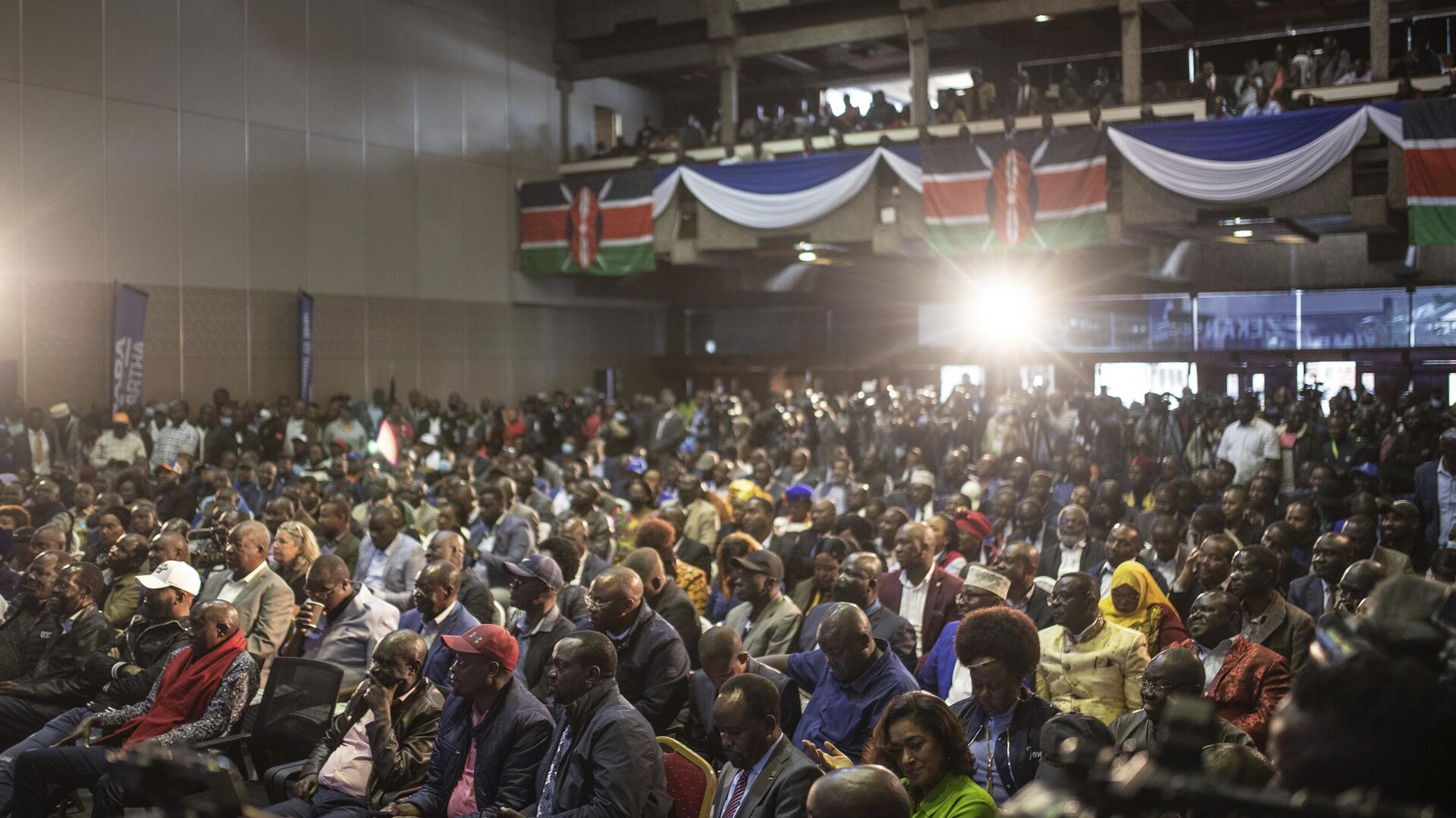 Recently elected MPs and governors from the Azimio Party, led by presidential candidate Raila Odinga, gather at their campaign headquarters in Nairobi, Kenya, Saturday, Aug. 13, 2022. - Sputnik Africa, 1920, 01.06.2023