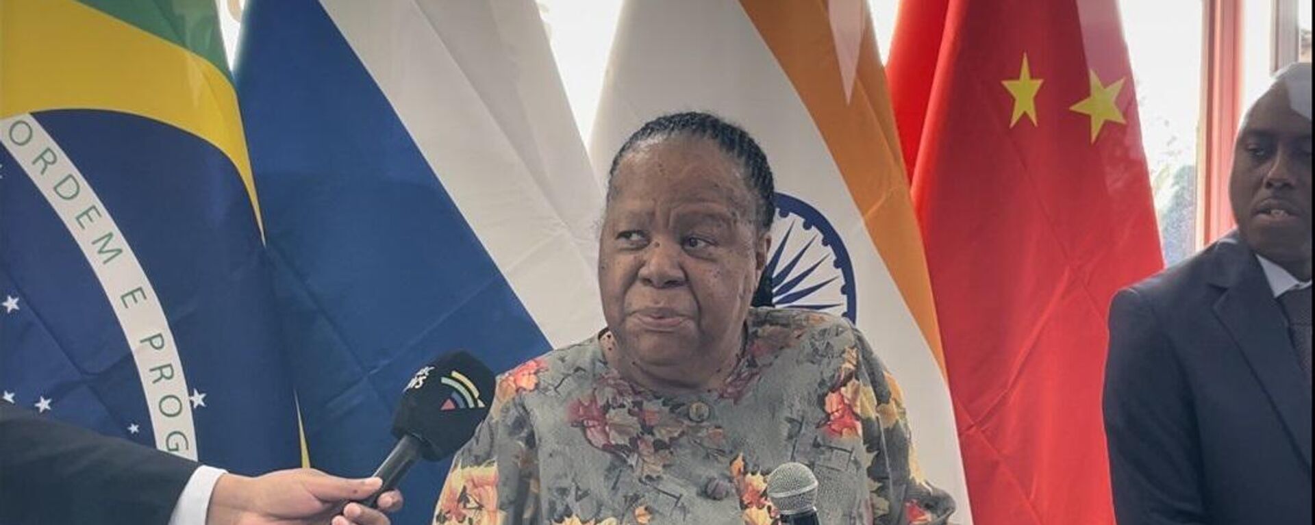 South African Foreign Minister Naledi Pandor speaks to the press on the sidelines of the BRICS ministerial meeting in Cape Town, South Africa. - Sputnik Africa, 1920, 01.06.2023