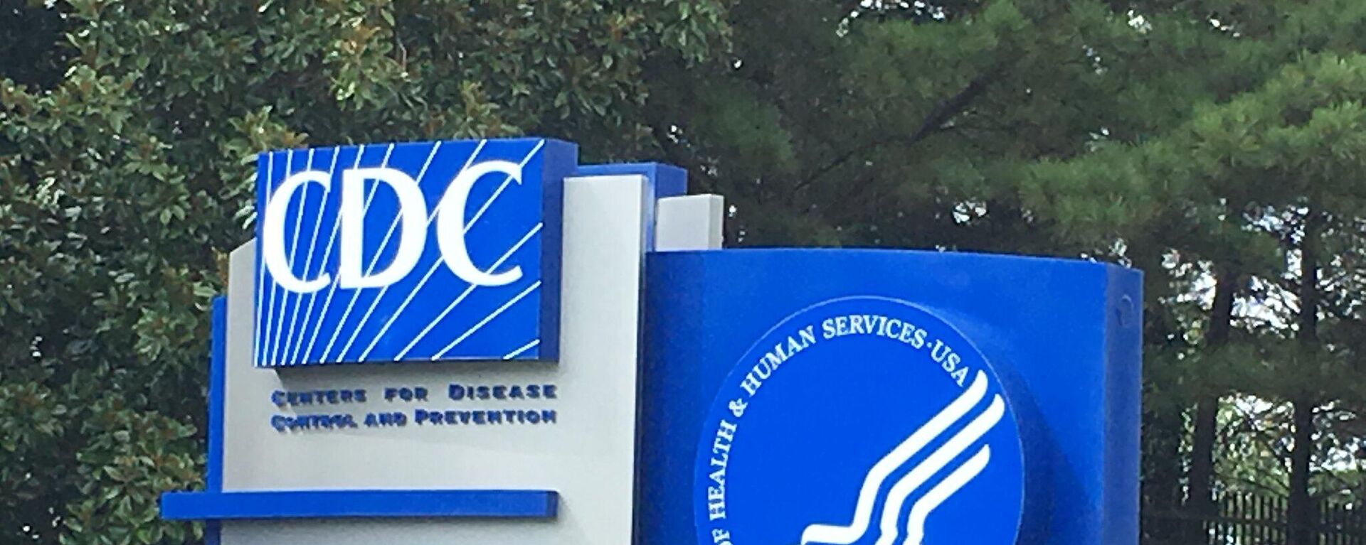 US Centers for Disease Control and Prevention (CDC) sign outside its Atlanta, Georgia, headquarters - Sputnik Africa, 1920, 03.03.2023