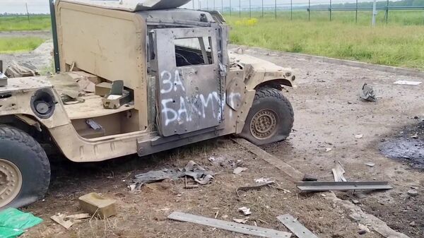 Wrecked military vehicle used by Ukrainian militants during their attack on Russia's Belgorod Region - Sputnik Afrique