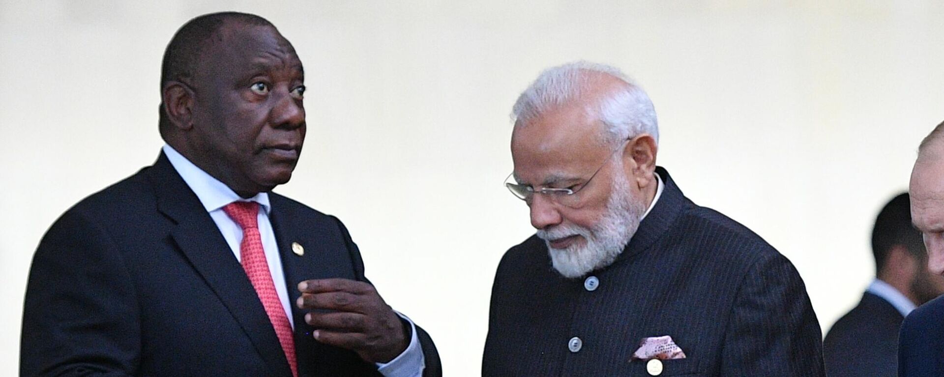 From left, South Africa's President Cyril Ramaphosa, India's Prime Minister Narendra Modi, Russia's President Vladimir Putin and China's President Xi Jinping arrive for a family photo at the 11th BRICS leaders summit, in Brazilia, Brazil, on 14.11.2019. - Sputnik Africa, 1920, 05.06.2023