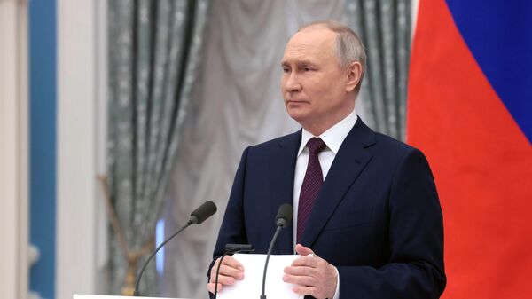 Russian President Vladimir Putin at a ceremony to present state awards to outstanding Russian women on International Women's Day on March 8, 2023.  - Sputnik Africa
