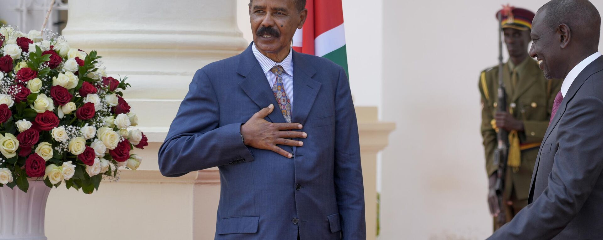 Eritrea's President Isaias Afwerki, left, stands with Kenya's President William Ruto, right, after speaking to the media at State House in Nairobi, Kenya Thursday, Feb. 9, 2023. Eritrea's president in rare public comments has dismissed as a fantasy allegations that his country's forces carried out rape, looting and other abuses in the war in neighboring Ethiopia's Tigray region. - Sputnik Africa, 1920, 13.06.2023