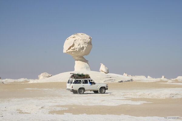 Rock formation at the White Desert, Egypt. - Sputnik Africa