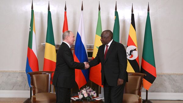 Rencontre de Vladimir Poutine et Cyril Ramaphosa à Saint-Pétersbourg, 17 juin 2023  - Sputnik Afrique