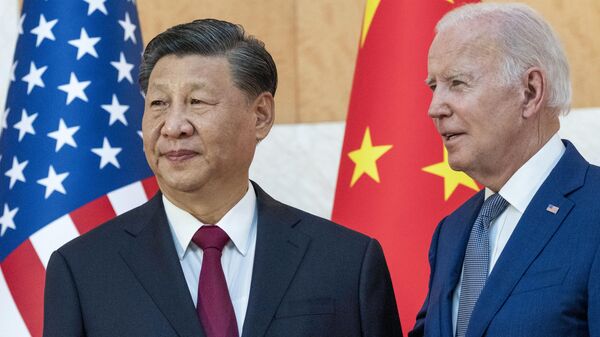 Xi Jinping et Joe Biden - Sputnik Afrique