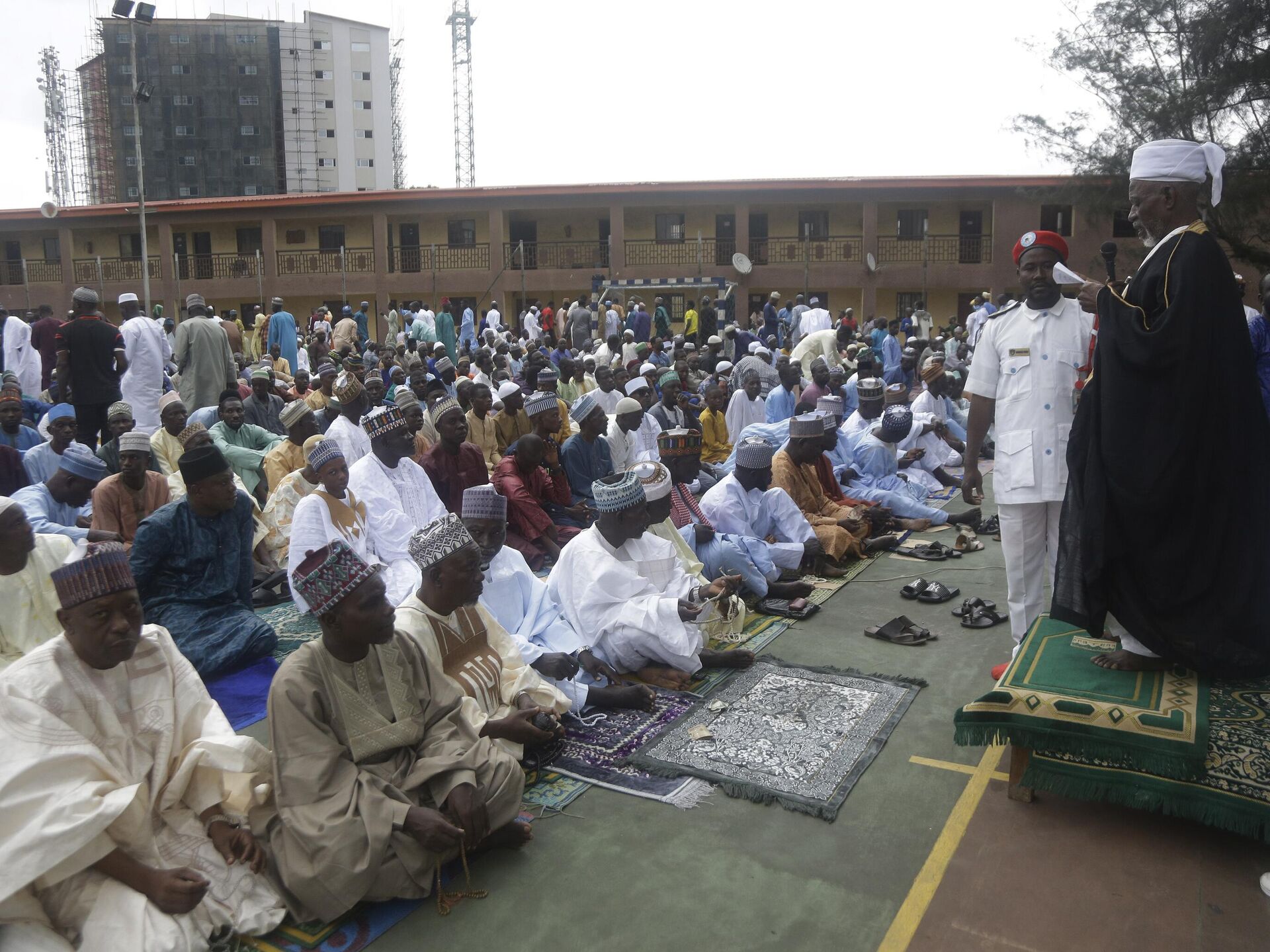 african muslims praying
