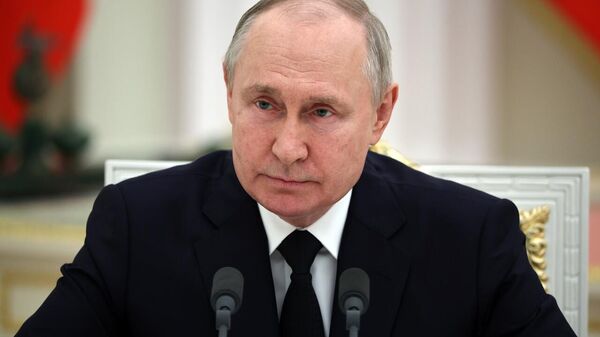 Intervention de Vladimir Poutine à la session plénière du forum Des idées fortes pour une époque nouvelle de l'Agence pour les initiatives stratégiques (AIS) - Sputnik Afrique